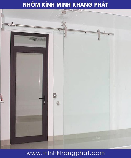 Cửa Kính Cường Lực 1 Cánh Lùa Treo